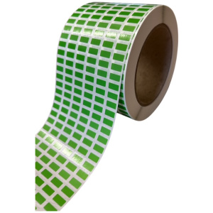 32 01190 – Etiketa 10 mm x 5 mm, Perforácia, 6 – Produkcia, Polypropylén, Zelená, Dutinka 76 mm, 30000 ks/kotúč, Permanentné lepidlo, Priemer kotúča 114 mm