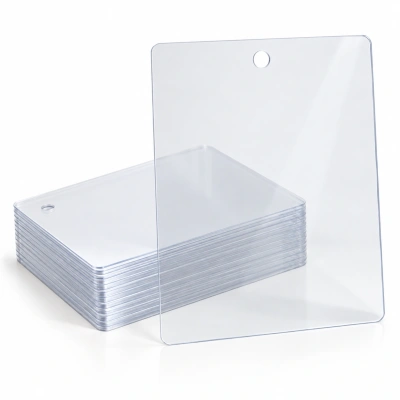 37 00355 – Plastová kartička s dierkou, 115 x 165 mm, PVC