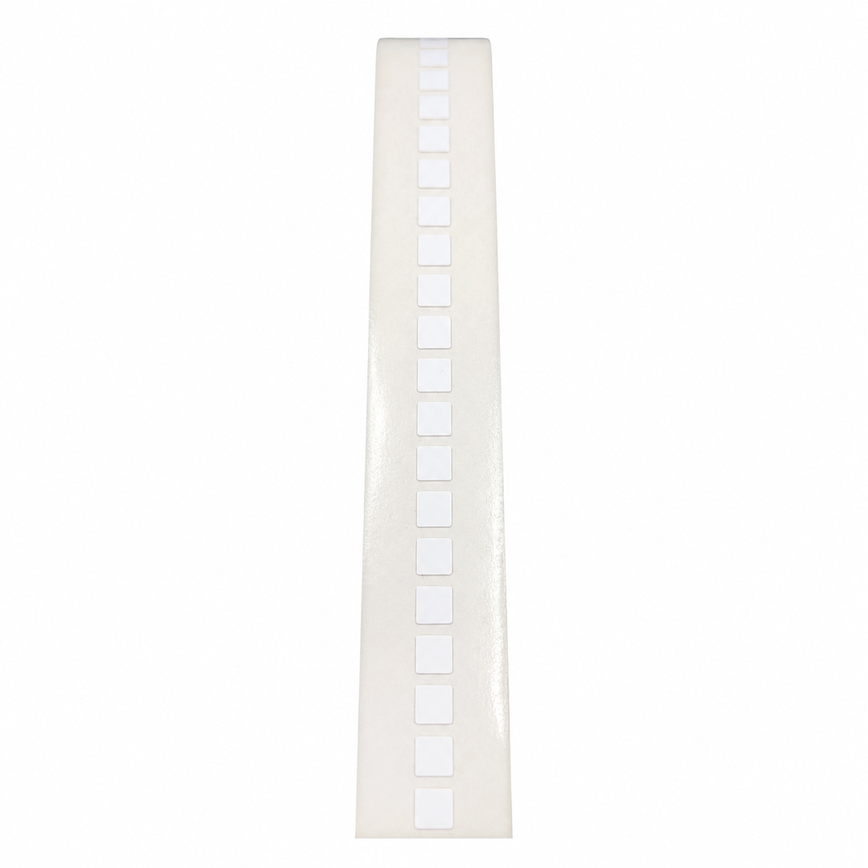 32 01308 – Etiketa 19 mm x 6,35 mm, Polyimid, Bílá, Dutinka 76 mm, 10000 ks/kotouč, Extra silné lepidlo, B – 727 / THT Brady kompatibilní